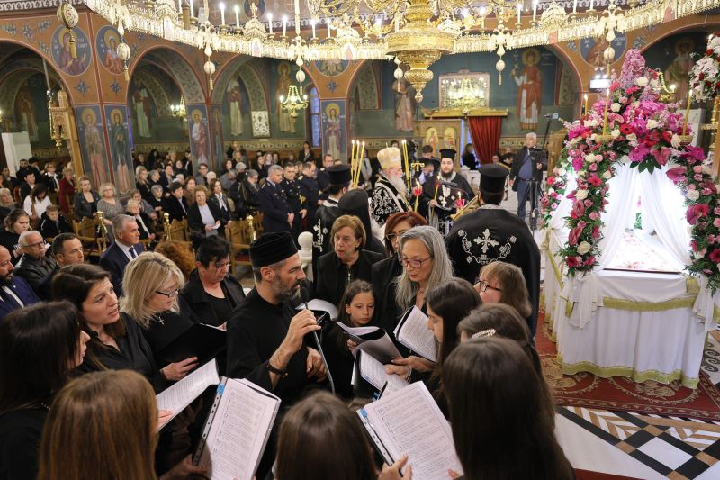  Η Ακολουθία του Επιταφίου στη Δράμα